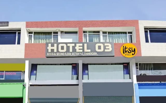 OYO 19805 Hotel O3