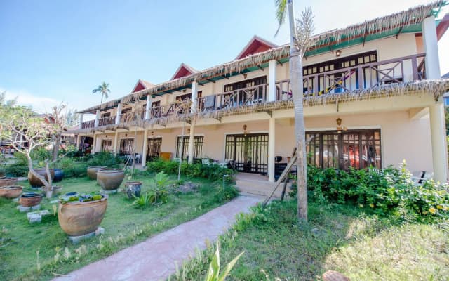 Banana Beach Resort