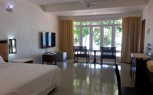 Labu Labi Residence