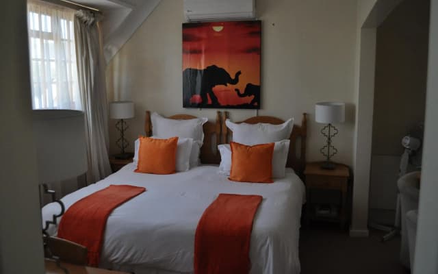 Cotswold House