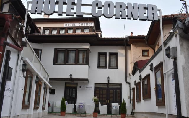 Hotel Corner