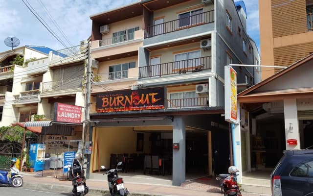 Burnout Guesthouse
