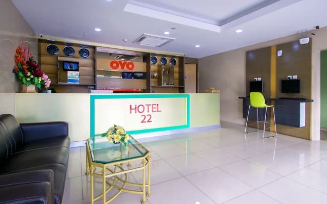 Hotel 22 Northport by OYO Rooms