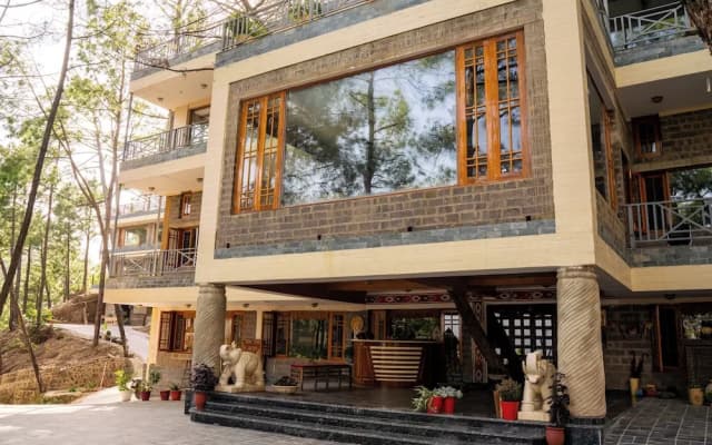 Chillaru Resort