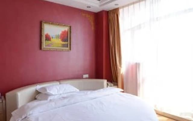 Yihe Express Chain Hotel (Zhenjiang South High-speed Railway Station)