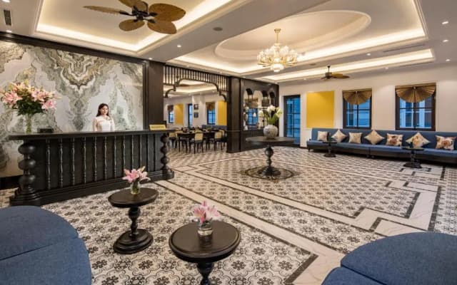 Ha Long Essence Hotel