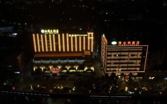Bay View Hotel