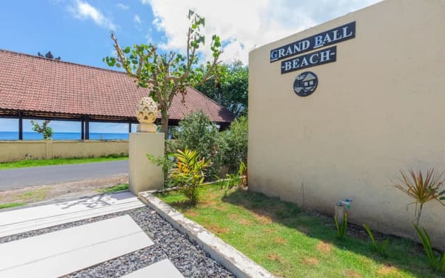 Grand Ball Beach Garden