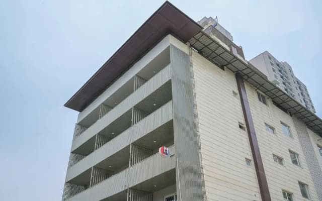 Housr Sector 28 Gurgaon Near IFFCO Chowk