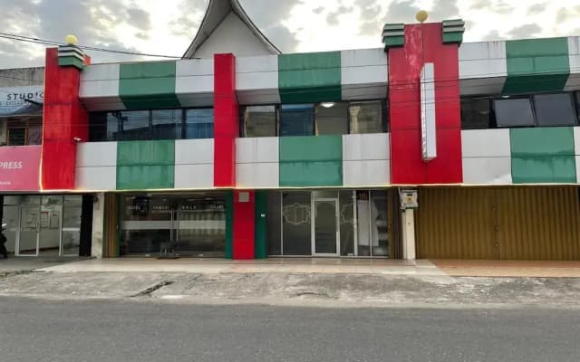 Capital O 94156 Hotel Gemudi Gold Islami