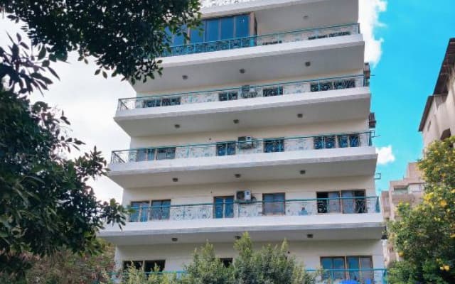 Qinfu Hotel