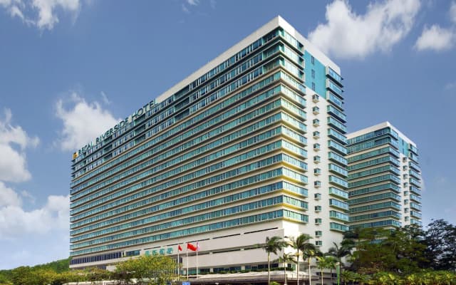 Regal Riverside Hotel
