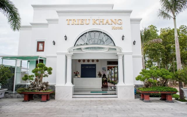 Trieu Khang Hotel