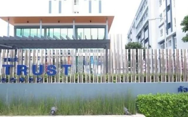 The Trust Huahin Condo Pool View by Dome