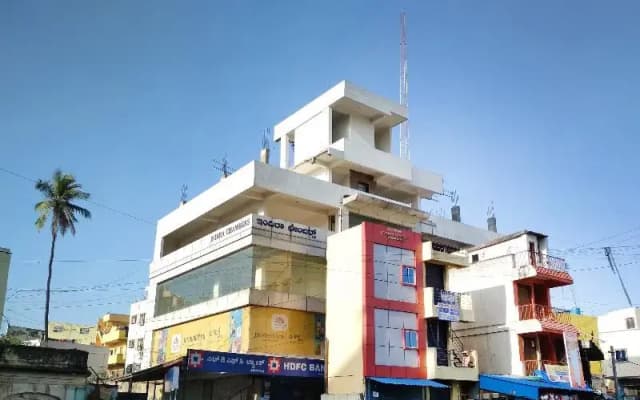 Varcity Phi Pavilion By OYO Rooms