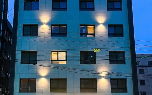 Hotel Summit