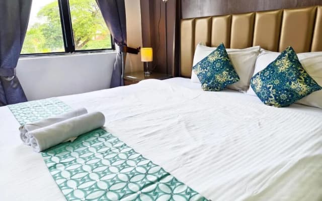 Salaam Suites Hotel