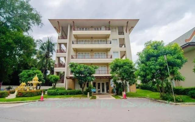 Baan Talay Samran Villa