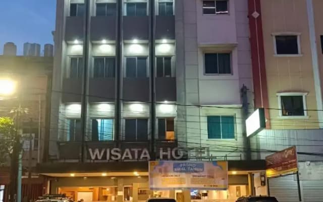 Wisata Hotel Ampera