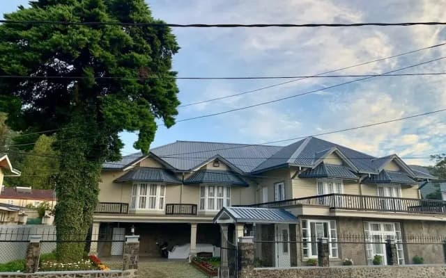 Grand Bungalow Nuwara Eliya by Seven Angels