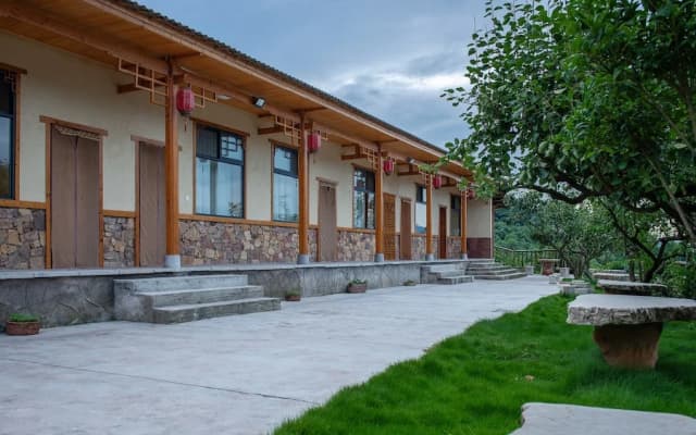 Floral Hotel Ban Po Hui Wang Zhangjiajie