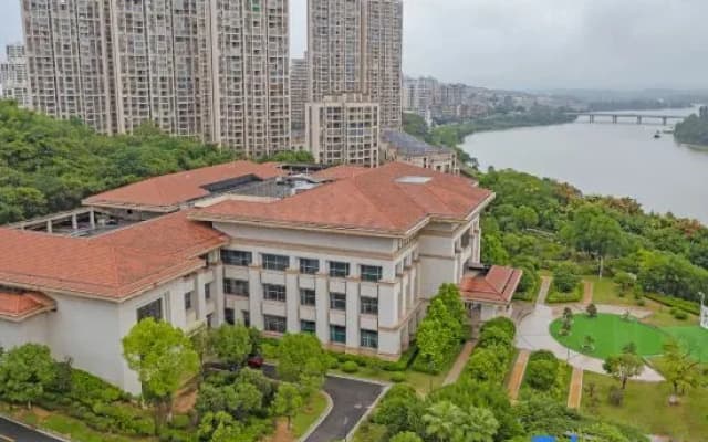 Ganzhou Dingfeng Qianlong Garden Hotel