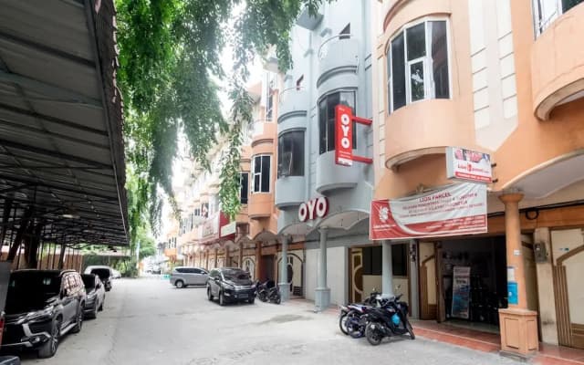 835 Metropolitan Home Stay