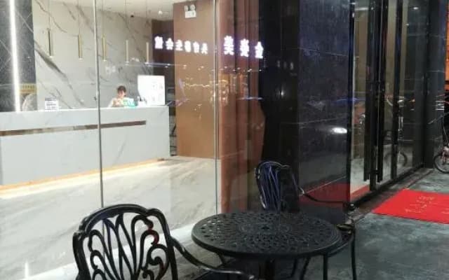 Huizhou Xinxiang Business Hotel