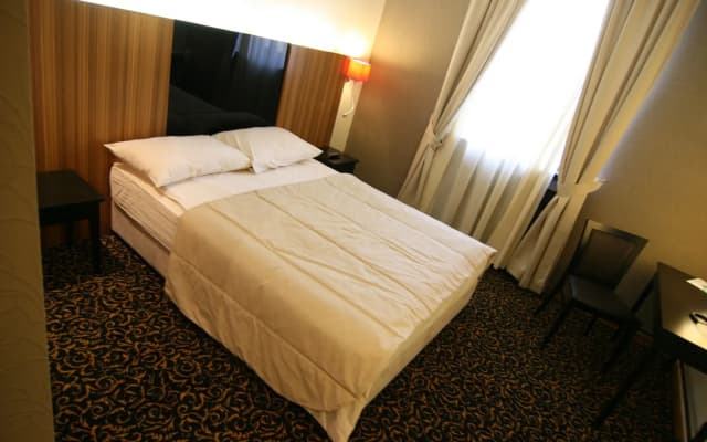 Hotel Crystal