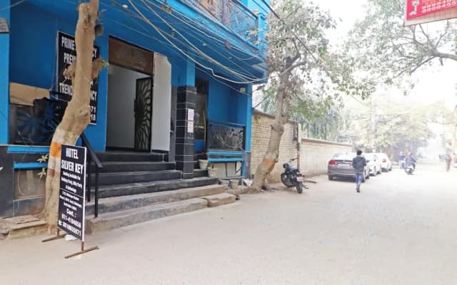 Mauryan Elite Hotel Chhatarpur Metro Station