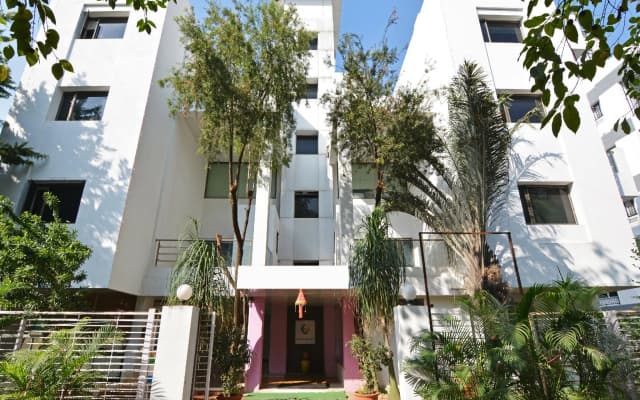 Capital O 22124 Hotel Lotus Residency
