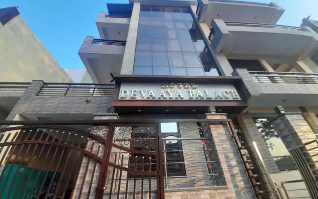 Hotel Devaaya Palace