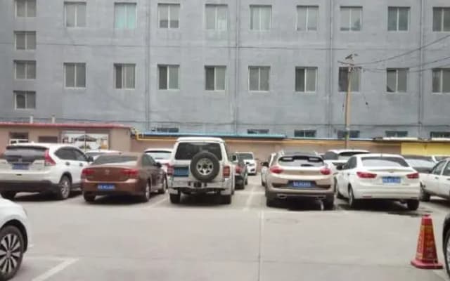 Jinyi Hotel (West Zhongshan Rd Dazhao)