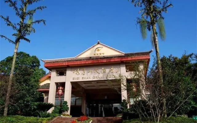Emeishan Grand Hotel