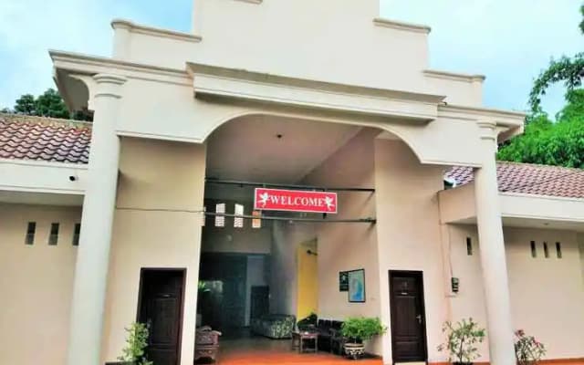 Grand Aloha Hotel Lumajang