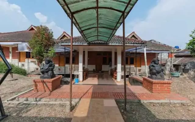RedDoorz Plus at Wisma Kenanga Sukabumi
