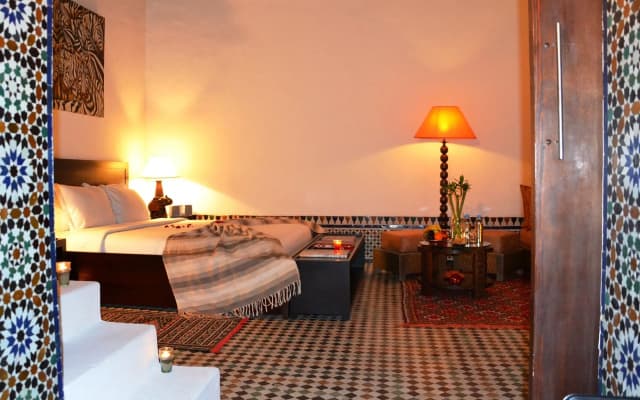 Riad Dar Lalzohra