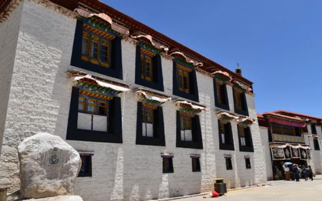 Tashitakge Hotel Lhasa