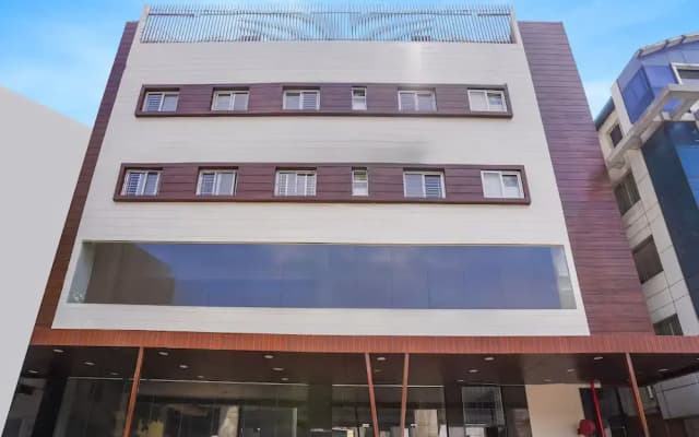 RG Suites Silkboard