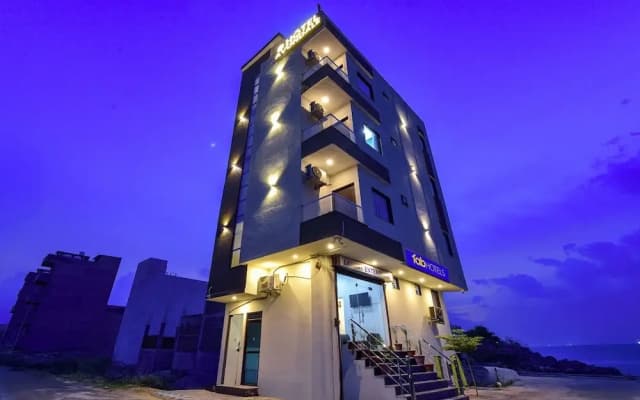 Fabhotel Avondale