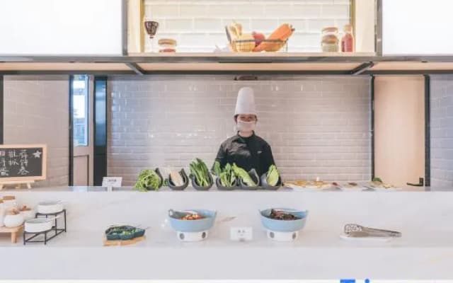 Atour Hotel (Nanjing South Railway Station)