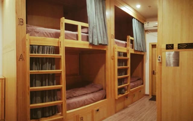 Dengba Hostel Shanghai Flagship Store