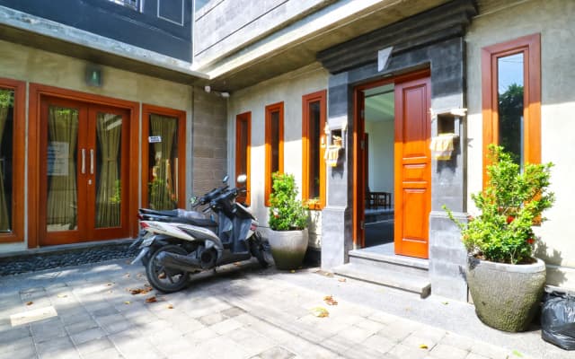 Gempita House By Zuzu