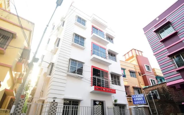 Garden Guest House And Paying Guest
