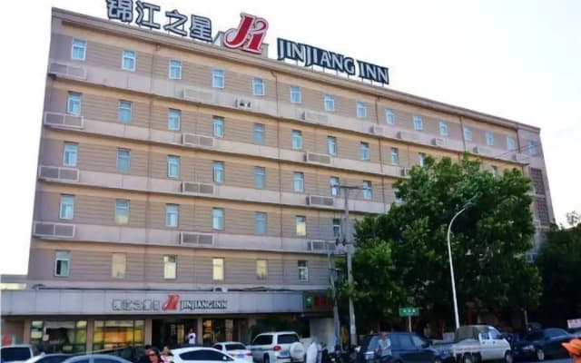 Jinjiang Inn Xuchang Hubin Road