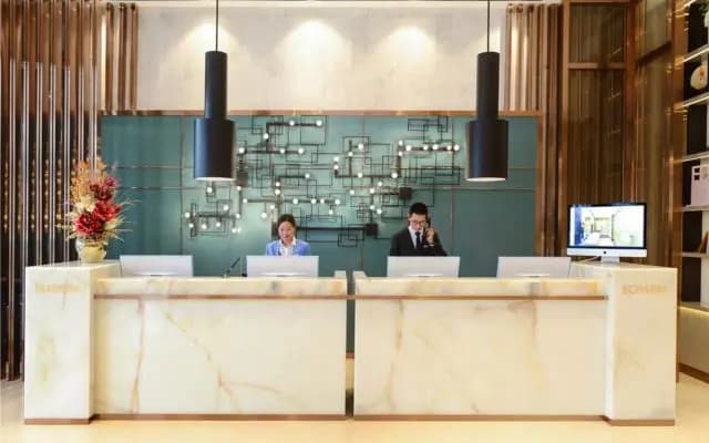 Echarm Hotel Wuhan Huangpu Erqi Xiaolu Metro Station