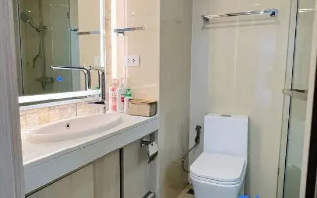 Olympus Waterfront Residences,Pattaya -City center Location