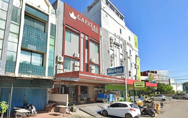 Urbanview Hotel Capital Makassar