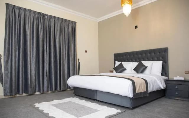 Sea Shore Hotel Apartment Khorfakkan