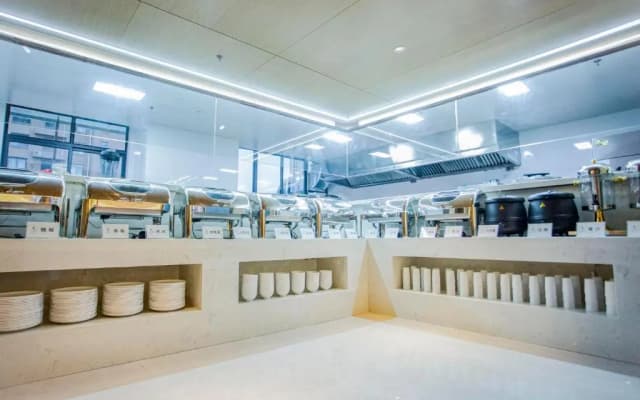 Lavande Hotel Lujiang Zhouyu Avenue